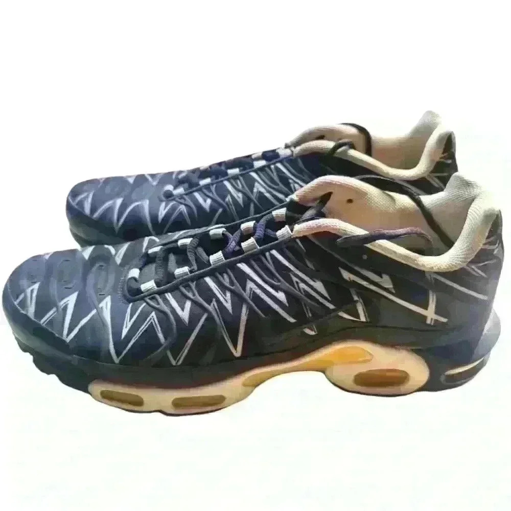 Nike Air Max Plus Tn ‘Black Shark’ sneaker sz 12 - Picture 6 of 8